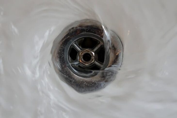 4 Essential Plumbing Tips That Will Help You Save Money