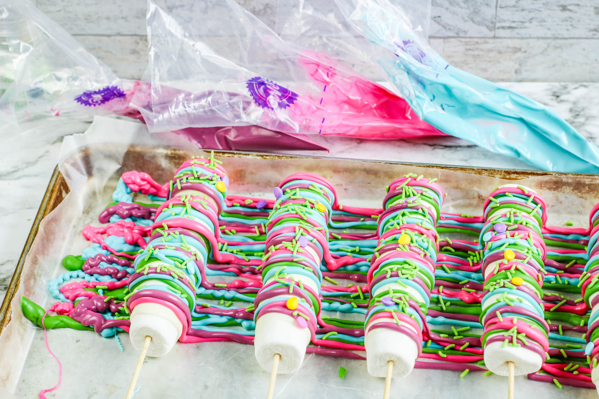 make marshmallow candy pops