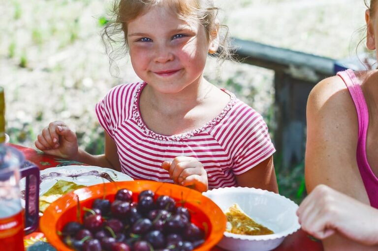 7 Easy Ways To Teach Kids About Nutrition And Healthy Food