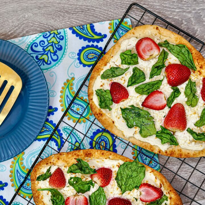 15 of Our Favorite Quick and Easy Weeknight Dinners 12 Air Fryer Flatbread Pizza With Goat Cheese, Strawberry, Spinach, & Ricotta
