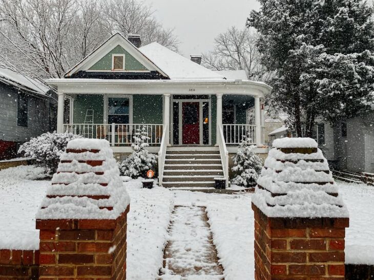 How to Lower Your Utility Bills in Winter -- A Few Easy Tips