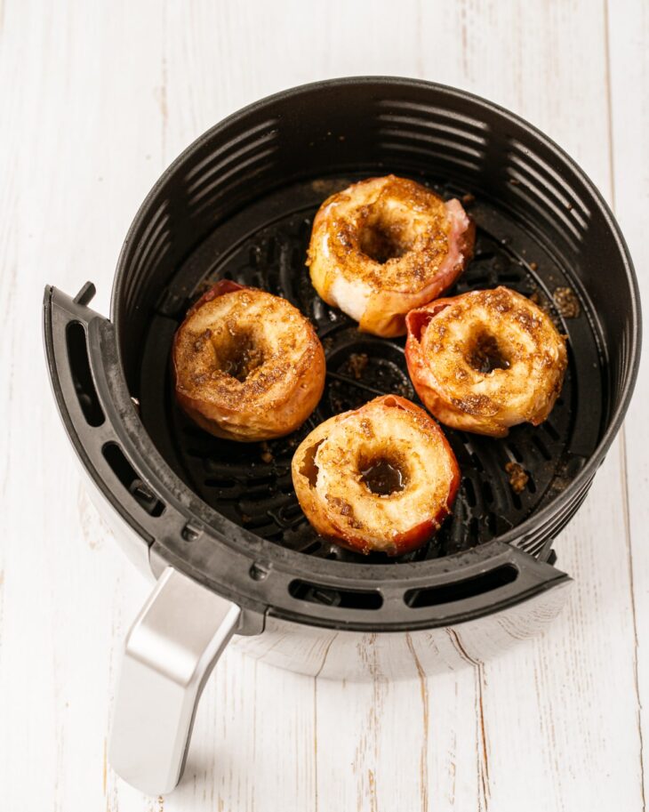 baked apples in the air fryer