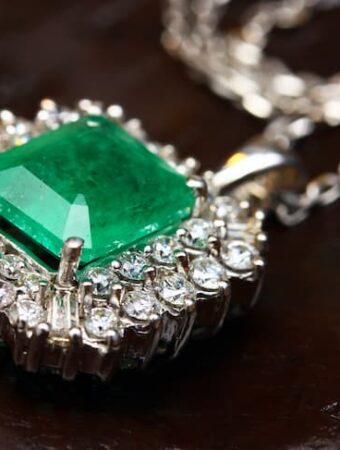 How to Buy Emerald Jewelry & How to Tell if an Emerald is Real