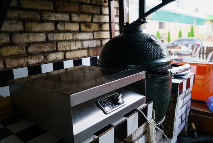 Should You Use a Big Green Egg Grill for Slow Cooking?
