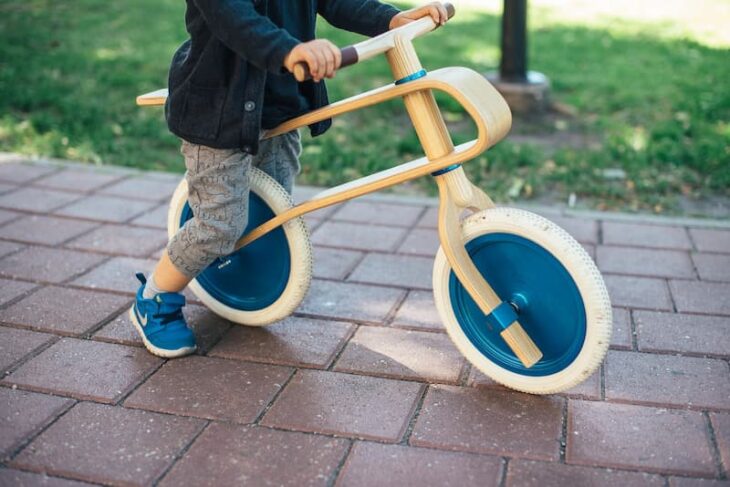 Important Safety Lessons to Teach Your Child When They Get Their First Bike
