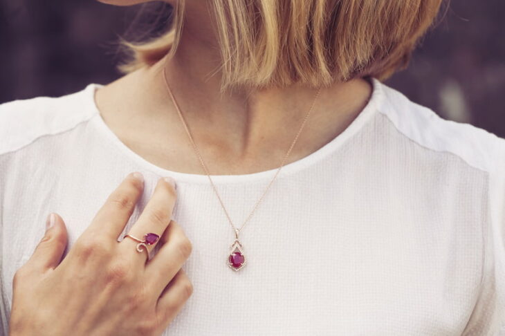 A Guide to Styling Ruby Jewelry With Your Outfits