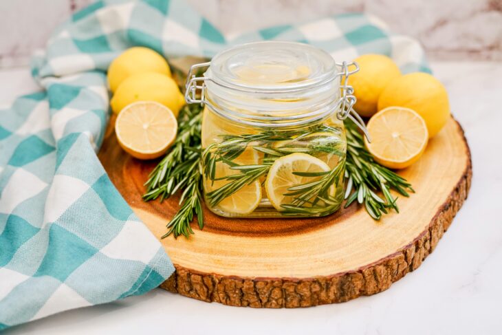 Williams-Sonoma Lemon Rosemary Potpourri Recipe