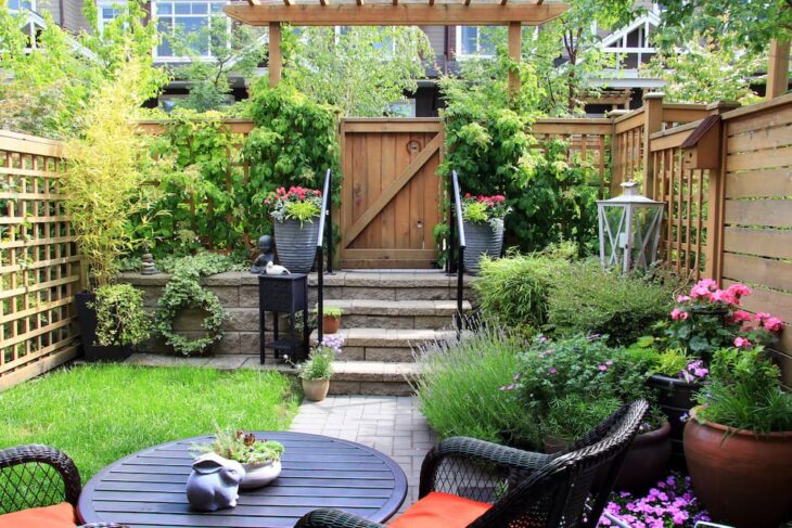 Landscaping Maintenance Tips for a Beautiful Yard