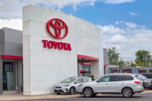 Honda vs. Toyota: Which is Your Best Option for a Family Car?