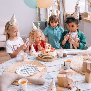 How to Throw a Children’s’ Birthday Party on a Budget: 8 Tips