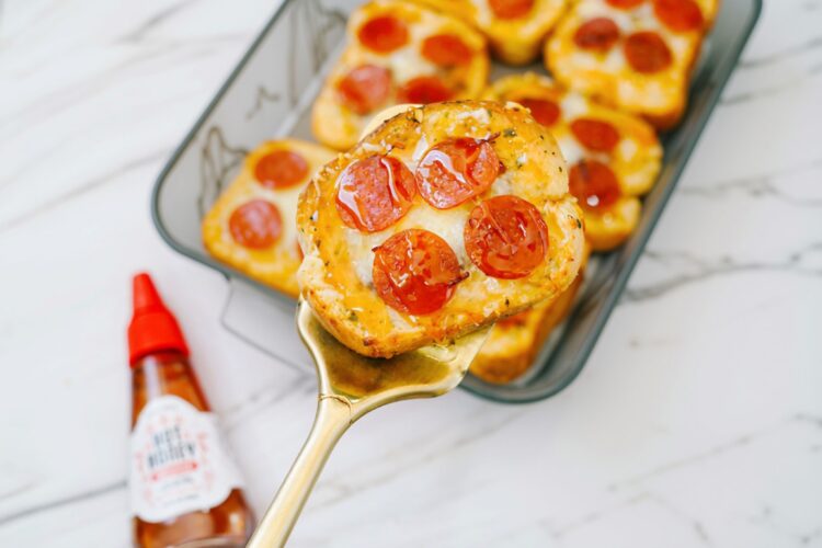 Stuffed Texas Toast Pizzas recipe Stuffed Texas Toast Pizzas recipe